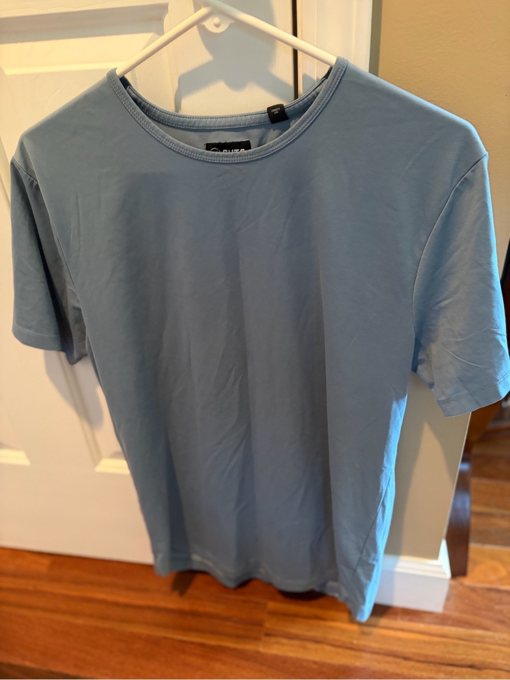 Cuts Clothing Men’s AO curved hem T-Shirt - Sky blue color